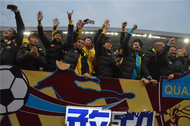 �ཡِ�����Y��һ����������������m�����